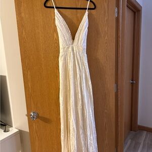 Ivory Lace Deep V-Neck Spaghetti Strap Maxi Dress